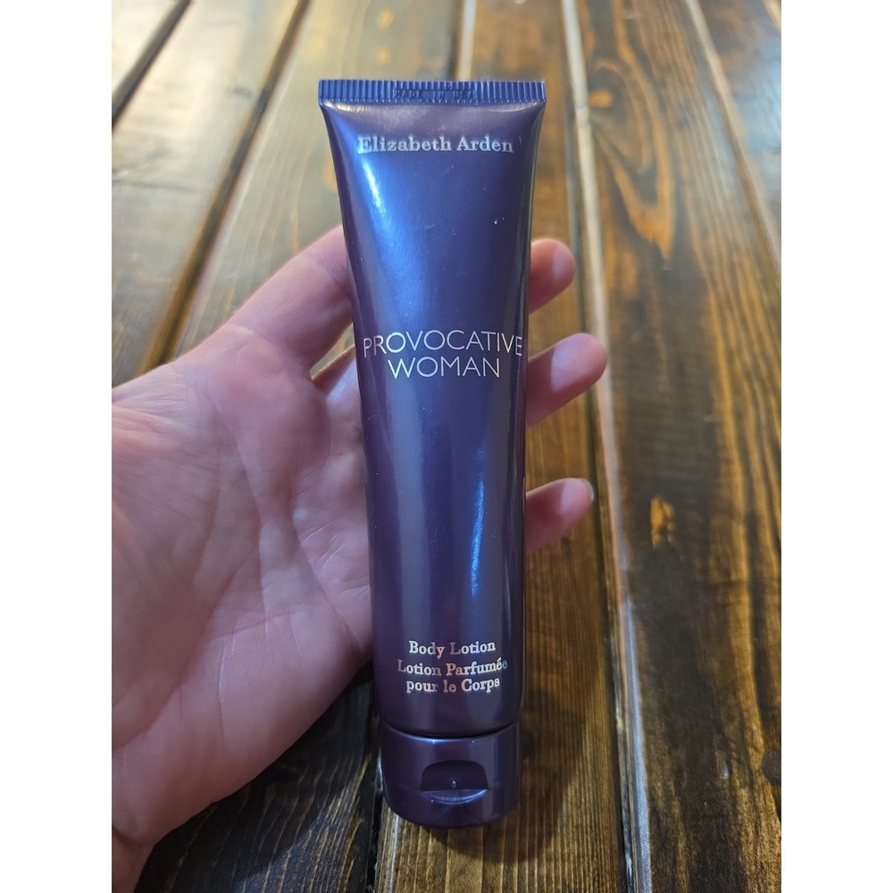 Elizabeth Arden - Provocative Woman - Luxurious Perfumed Body Lotion (3.3oz)